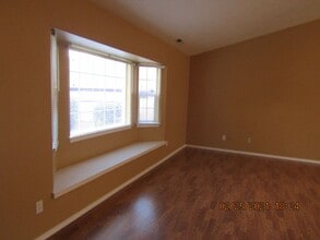 990 Sydney Ct in Central Point, OR - Building Photo - Building Photo