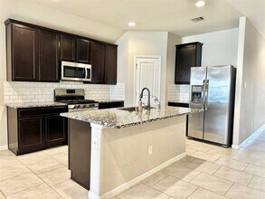 18330 Arcola Bay Ln in Richmond, TX - Building Photo - Building Photo