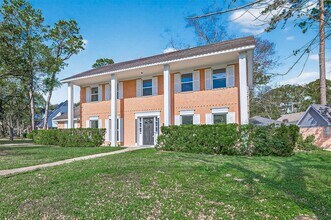 6210 Rippling Hollow Dr in Spring, TX - Building Photo - Building Photo