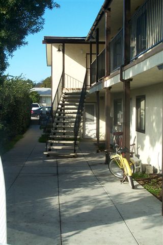 2015 Felspar St in Pacific Beach, CA - Building Photo - Building Photo