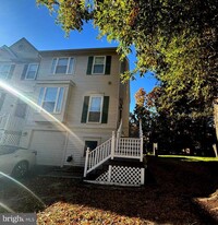 13931 Baton Rouge Ct in Centreville, VA - Building Photo - Building Photo