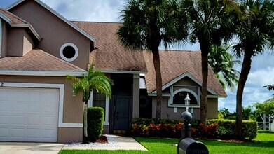 12732 Meadowbreeze Dr in Wellington, FL - Building Photo - Building Photo