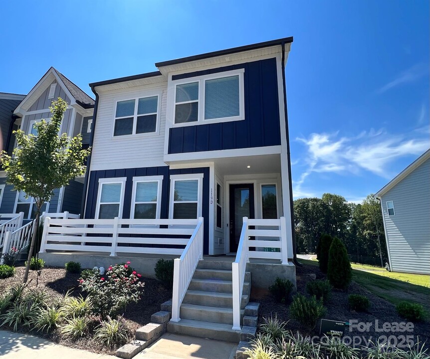 119 Berkeley Ave in Mooresville, NC - Building Photo