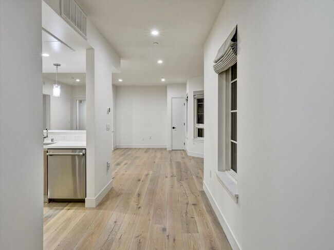 369 18th Ave-Unit -212 in San Francisco, CA - Building Photo - Building Photo