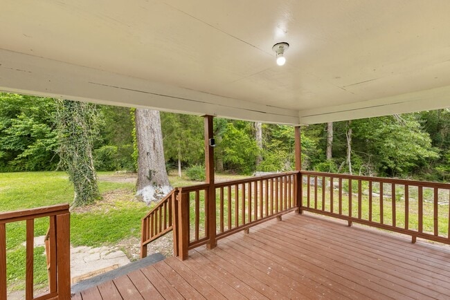 1252 Dogwood Rd in Adamsville, AL - Building Photo - Building Photo