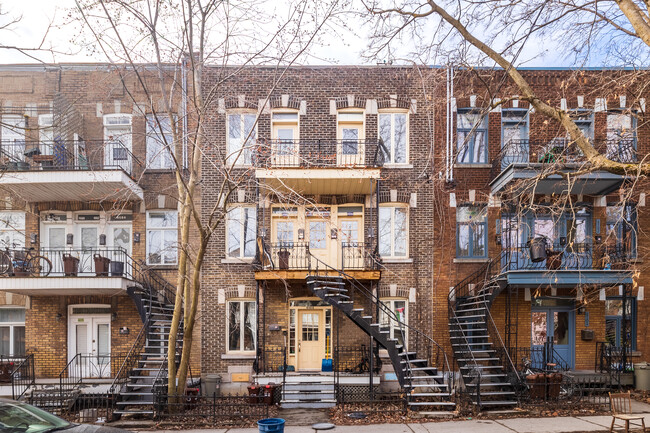 4686-4694 Des Érables Av in Montréal, QC - Building Photo - Primary Photo