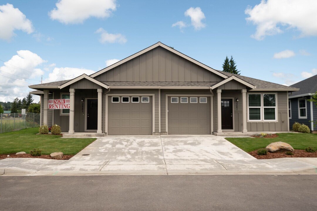 3261 Lewis Ln in Washougal, WA - Building Photo