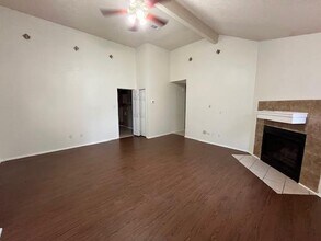 16928 Whitebrush Loop in Austin, TX - Building Photo - Building Photo