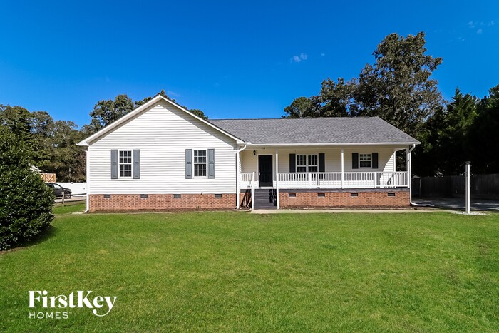 152 Conner Dr in Clayton, NC - Foto de edificio