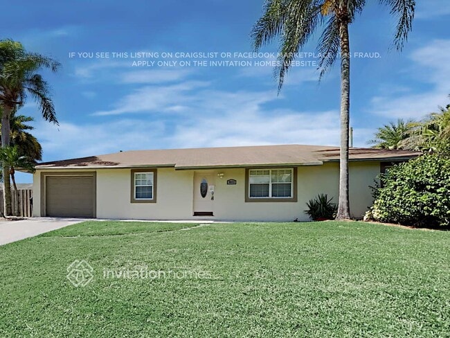 property at 9033 Fashion Pl