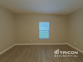 4925 Rockvale Dr in Kissimmee, FL - Building Photo - Building Photo