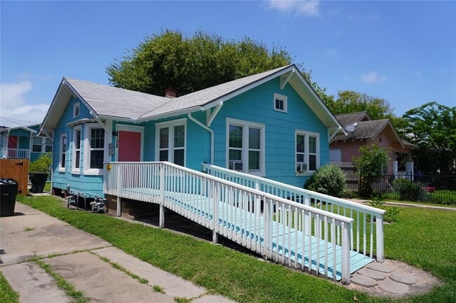 property at 4728 Avenue R 1/2