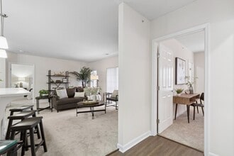 Roebling Row in Covington, KY - Foto de edificio - Building Photo