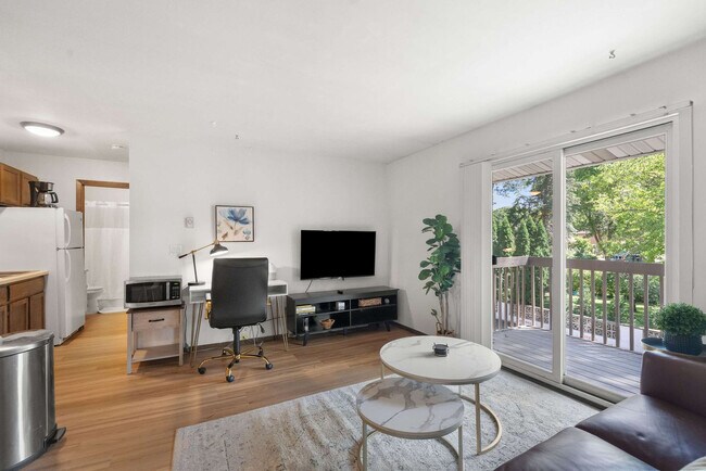 2601 University Ave-Unit -ID1377394P in Madison, WI - Building Photo - Building Photo