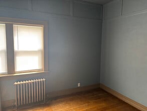 5430 W Burnham St in West Milwaukee, WI - Building Photo - Building Photo