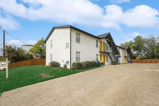 property at 1105 & 1107-1107 UTA Blvd