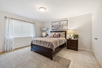 Topaz Grove in Tallahassee, FL - Building Photo - Interior Photo