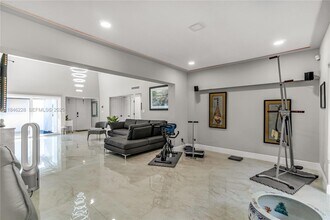 5601 White Cedar Ln in Tamarac, FL - Building Photo - Building Photo