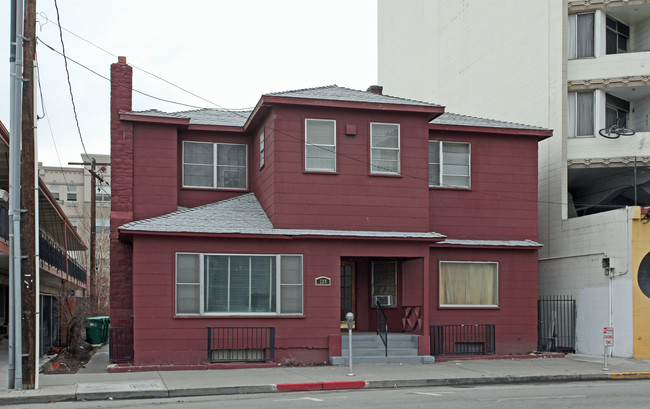 228 Mill St in Reno, NV - Foto de edificio - Building Photo