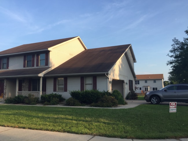 6601 Radford Dr in Madison, WI - Building Photo - Building Photo