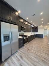 54 Falcon St in Boston, MA - Building Photo - Building Photo