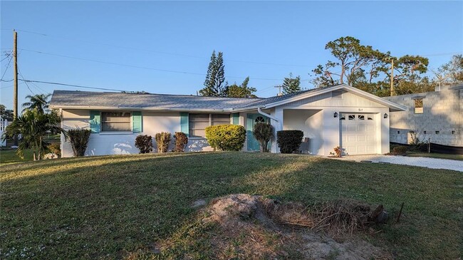 567 Bradenton Rd in Venice, FL - Foto de edificio - Building Photo