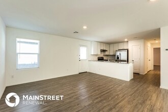 8835 Barrow Path in Converse, TX - Foto de edificio - Building Photo