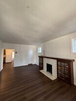 260-262 Freeport Rd in New Kensington, PA - Building Photo