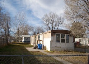 900 Eve Dr in Idaho Falls, ID - Building Photo