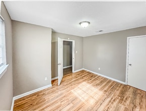 321 Robinson Ave in Marrero, LA - Building Photo - Building Photo