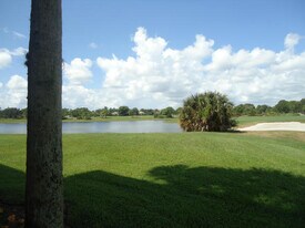 2421 Village 102 Blvd in West Palm Beach, FL - Building Photo