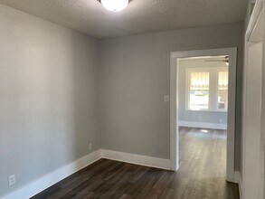 408 N Jones St in Baytown, TX - Building Photo - Building Photo