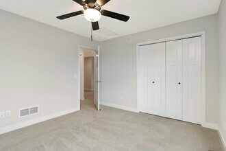 7070 181st St W in Lakeville, MN - Building Photo - Building Photo