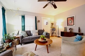 3070 S Pennsylvania St in Englewood, CO - Building Photo - Building Photo