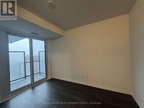 280 Dundas St W in Toronto, ON - Building Photo - Building Photo