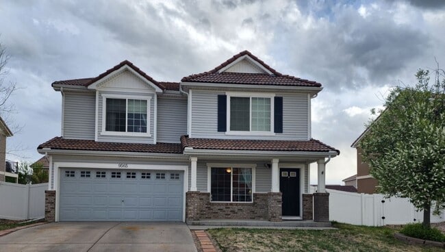 property at 9565 Castle Oaks Dr