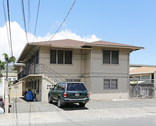 2904 Kaimuki Ave in Honolulu, HI - Building Photo - Building Photo