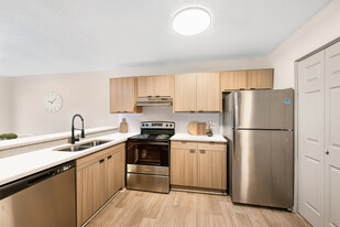 Enclave at North Point Apartments