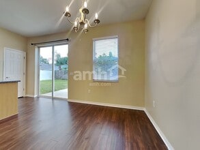 10424 Frog Pond Dr in Riverview, FL - Building Photo - Building Photo