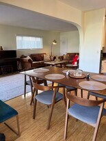 2712 Strongs Dr, Unit 1 in Venice, CA - Building Photo