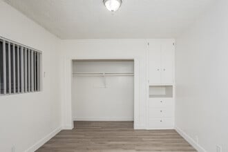 6352 Cedar Street in Huntington Park, CA - Foto de edificio - Interior Photo