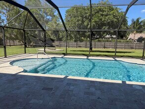 14073 76th Rd N in The Acreage, FL - Building Photo - Building Photo