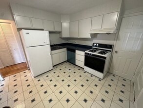 36 Undine Rd in Boston, MA - Building Photo - Building Photo