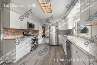 3401 Salerno Dr NE in Grand Rapids, MI - Building Photo - Building Photo