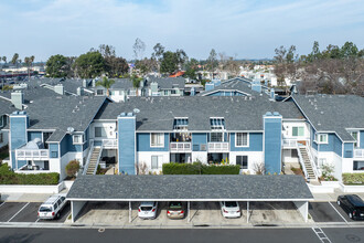 New Chase in Fountain Valley, CA - Building Photo - Building Photo