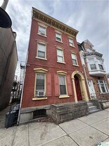 36 S 10th St in Allentown, PA - Building Photo