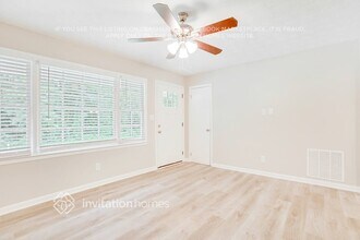 7039 Carolyn Cir in Lithia Springs, GA - Building Photo - Building Photo