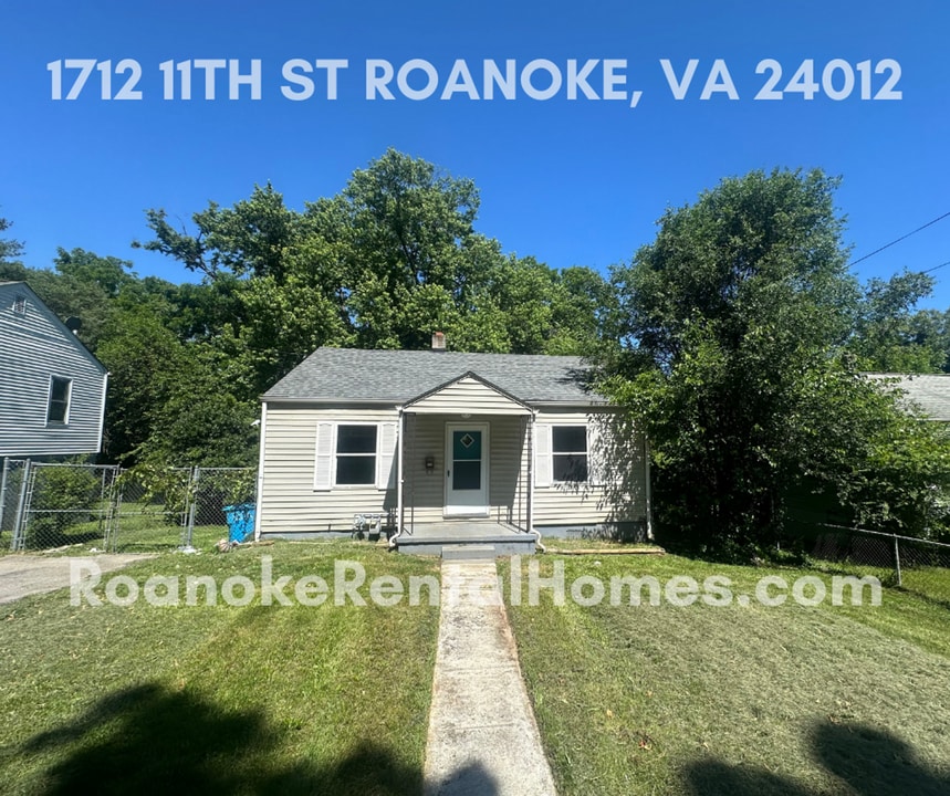 1712 11th St NW in Roanoke, VA - Building Photo