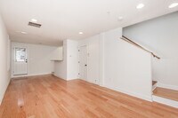 1450 Light St, Unit 4 photo'