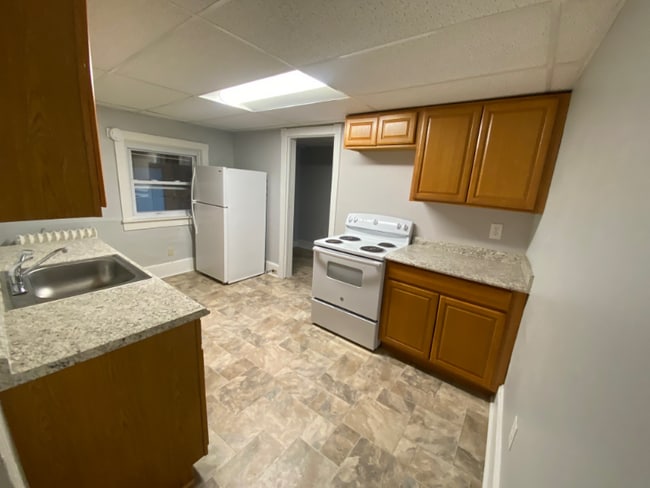 property at 423 E Main St